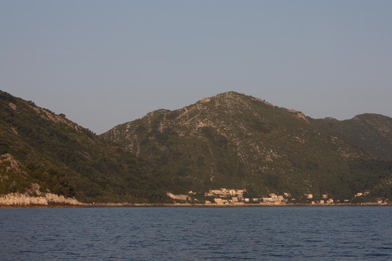 Apartments By The Sea Sobra, Mljet - 4908 Babino Polje Exterior foto